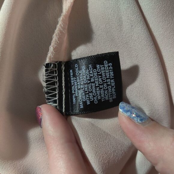 Bold Elements Open Long Sleeve Blouse - Picture 4 of 7